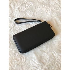 Black wallet